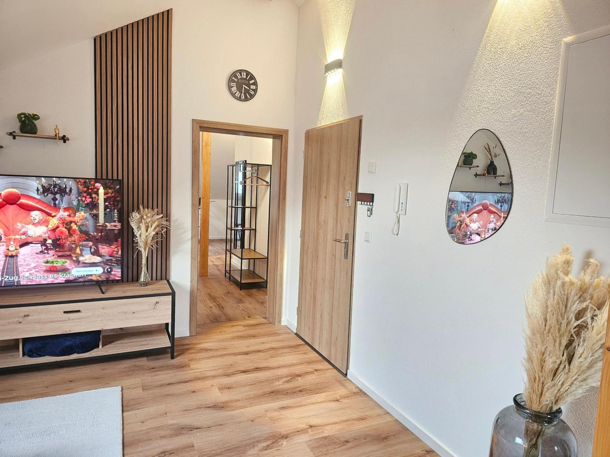 Design-Penthouse I 90Qm I Europapark 20 Min I Boxspring I Nespresso I Parking Apartment Lahr  Exterior photo